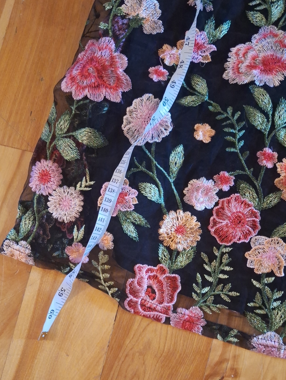 NWT Lulu'a Soiree Blossom Black Floral Embroidered Mermaid Maxi Dress Size Small - Picture 14 of 15